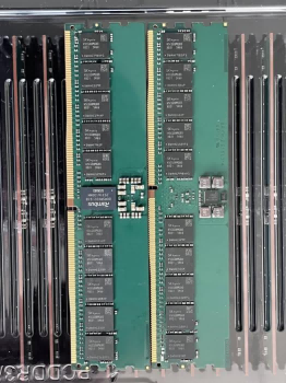 DRAM- og NAND-flash-forsyning strammer op: Bulk-forhandlerlagre stiger, prissætning af DDR-hukommelse går i opadgående cyklus